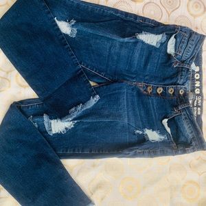 Skinny ripped jeans